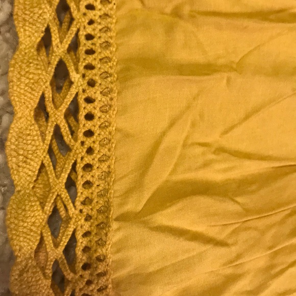 Yellow Dress - Picture 4 of 6